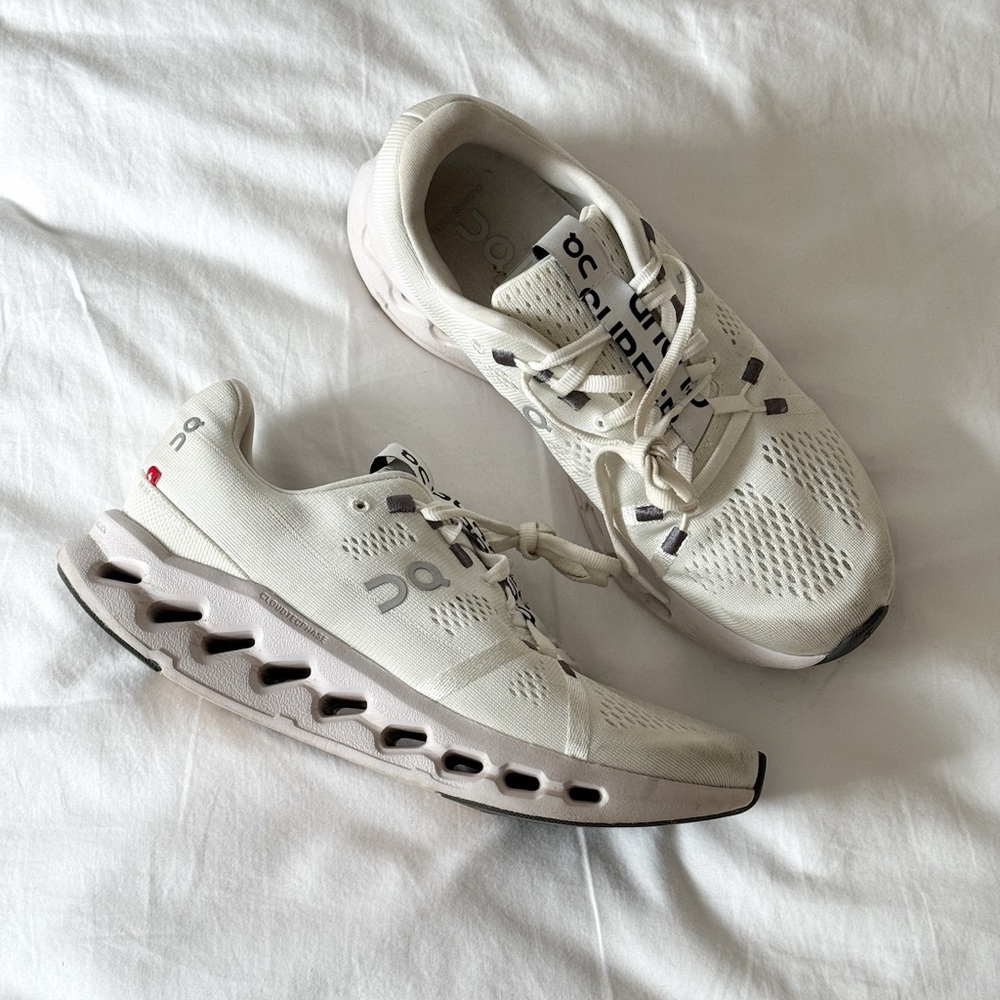 On Cloud Surfer size 8